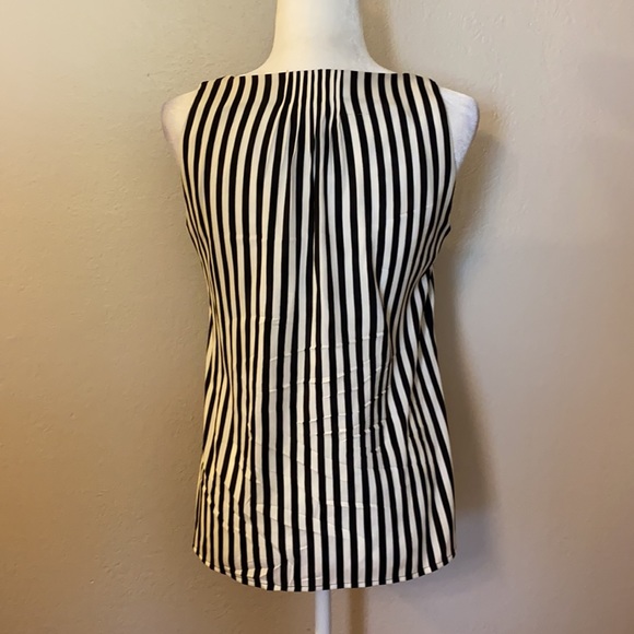 Banana Republic Black and White Striped Top - Picture 4 of 8